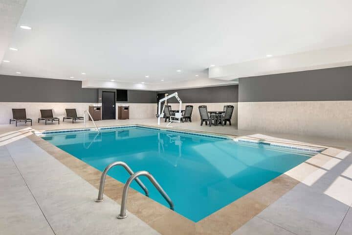 Pool 27 of 45