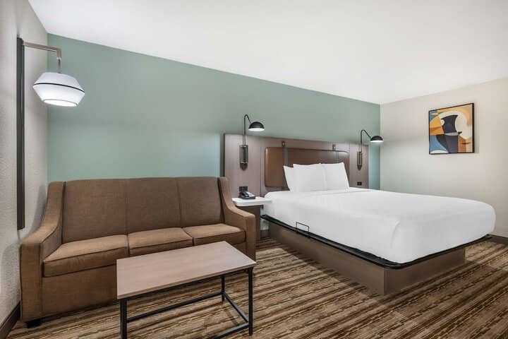 Room 9 of 45
