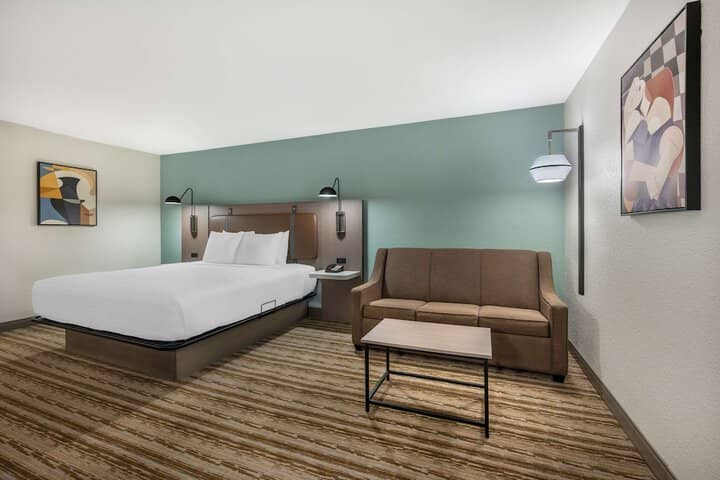 Room 15 of 45