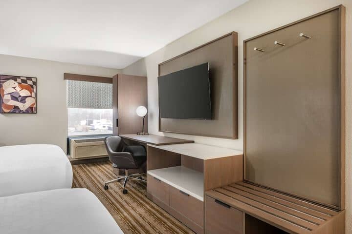 Room 7 of 45