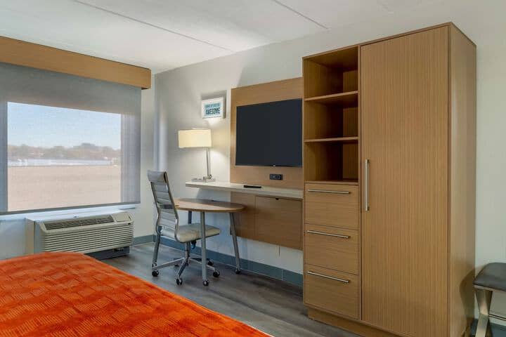 Room 15 of 31